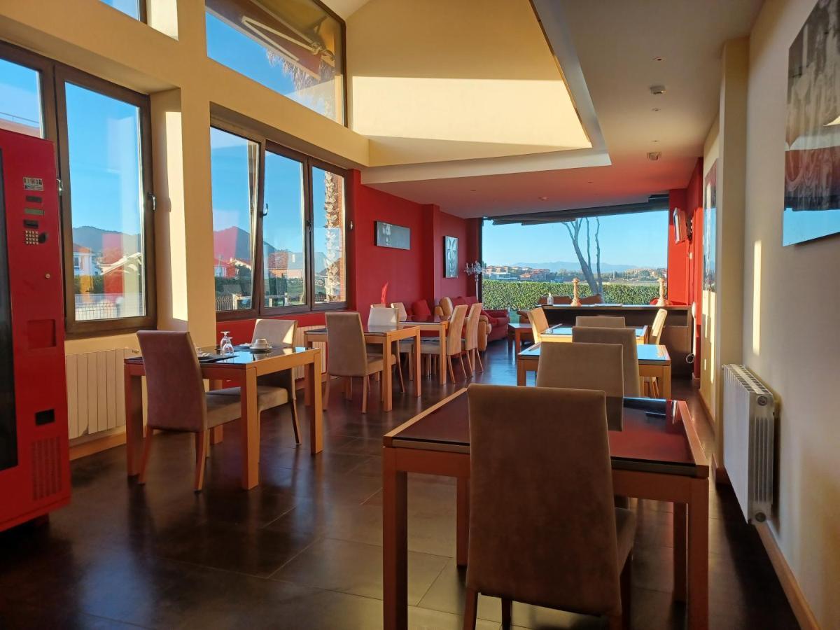 La Venta Del Mar Hotell Liencres Exteriör bild